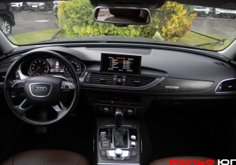 Подержанный автомобиль Audi A6 Sedan 2017 года (12 фото)