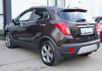 Подержанный автомобиль Opel Mokka 2013 года (7 фото)