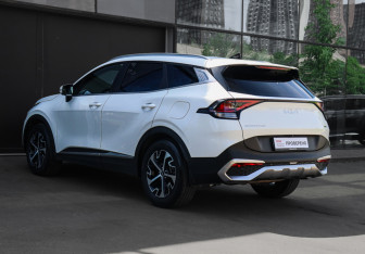 Подержанный автомобиль Kia Sportage 2022 года (6 фото)