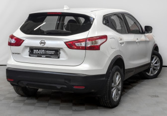 Подержанный автомобиль Nissan Qashqai 2018 года (5 фото)