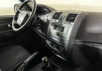 Подержанный автомобиль УАЗ Patriot 2016 года (9 фото)