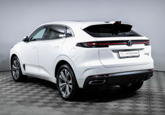 Подержанный автомобиль Changan UNI-K 2022 года (7 фото)