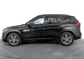 Подержанный автомобиль BMW X1 2019 года (8 фото)