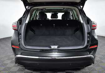 Подержанный автомобиль Nissan Murano Suv 2020 года (17 фото)