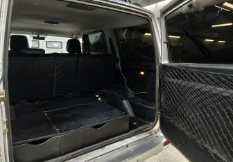 Подержанный автомобиль УАЗ Patriot 2017 года (14 фото)