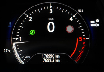 Подержанный автомобиль Renault Megane Wagon 2018 года (15 фото)