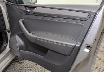 Подержанный автомобиль Skoda Rapid Liftback 2020 года (22 фото)