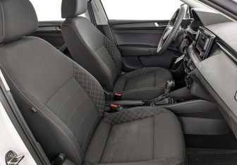 Подержанный автомобиль Skoda Rapid Liftback 2021 года (24 фото)