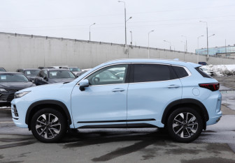 Подержанный автомобиль Exeed LX 2023 года (8 фото)