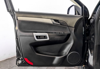 Подержанный автомобиль Opel Antara 2013 года (19 фото)