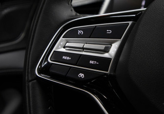 Подержанный автомобиль Evolute i-SPACE 2024 года (23 фото)