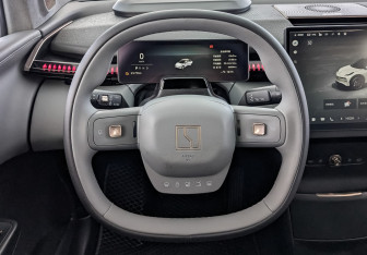 Подержанный автомобиль Zeekr X 2023 года (20 фото)