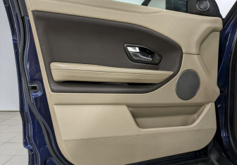 Подержанный автомобиль Land Rover Range Rover Evoque 2018 года (11 фото)