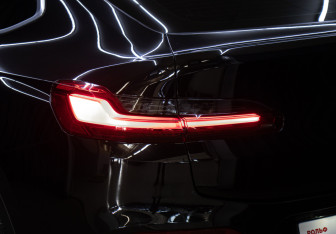 Подержанный автомобиль BMW X4 2020 года (24 фото)