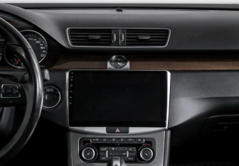 Подержанный автомобиль Volkswagen Passat Sedan 2011 года (13 фото)