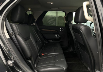 Подержанный автомобиль Land Rover Discovery 2017 года (28 фото)