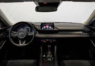 Подержанный автомобиль Mazda 6 Sedan 2019 года (13 фото)
