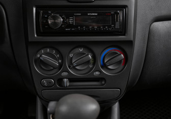 Подержанный автомобиль Hyundai Accent Sedan 2008 года (10 фото)