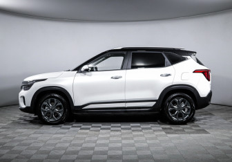 Подержанный автомобиль Kia Seltos 2024 года (8 фото)