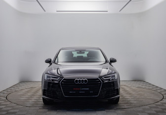 Подержанный автомобиль Audi A4 Sedan 2018 года (2 фото)