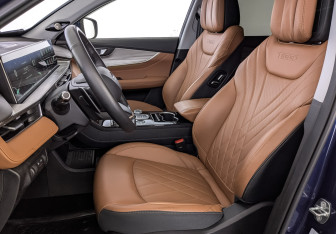 Подержанный автомобиль Chery Tiggo 8 Pro Max 2023 года (20 фото)