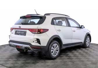 Подержанный автомобиль Kia Rio Hatchback 2021 года (5 фото)