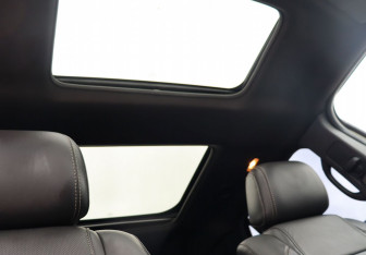 Подержанный автомобиль Ford Explorer 2014 года (24 фото)