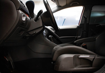 Подержанный автомобиль Volkswagen Golf Hatchback 2011 года (22 фото)