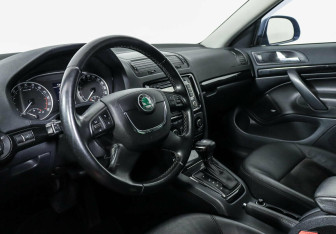 Подержанный автомобиль Skoda Octavia Wagon 2013 года (7 фото)