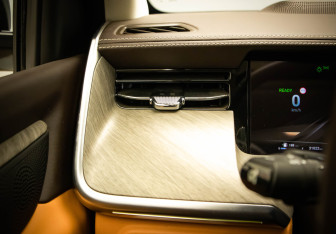 Подержанный автомобиль Tank 500 2023 года (14 фото)