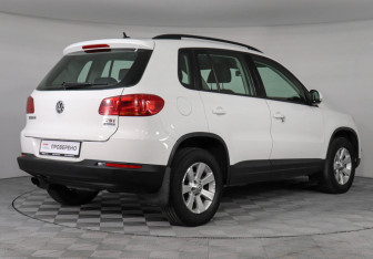 Подержанный автомобиль Volkswagen Tiguan 2013 года (5 фото)