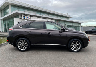 Подержанный автомобиль Lexus RX 2012 года (4 фото)