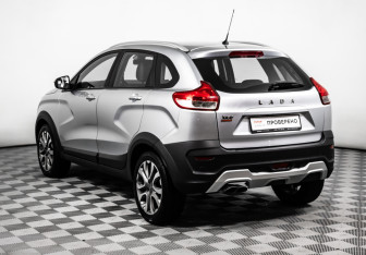 Подержанный автомобиль LADA (ВАЗ) XRAY 2021 года (7 фото)