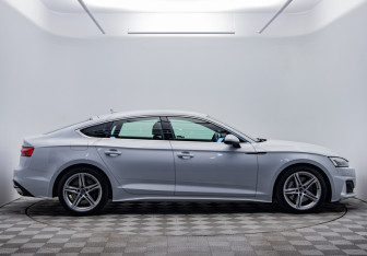 Подержанный автомобиль Audi A5 Liftback 2020 года (6 фото)