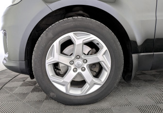 Подержанный автомобиль Land Rover Range Rover Sport 2019 года (18 фото)