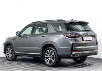 Подержанный автомобиль Changan CS95 2024 года (7 фото)