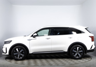 Подержанный автомобиль Kia Sorento 2020 года (8 фото)