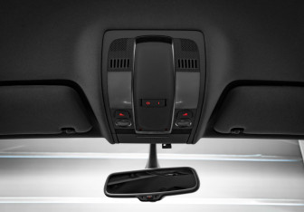 Подержанный автомобиль Audi Q7 2013 года (23 фото)