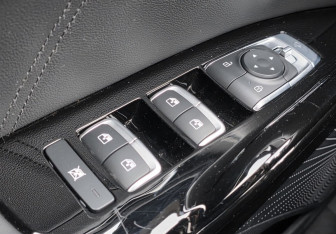 Новый Kia K5 2025 (16 фото)