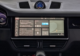 Подержанный автомобиль Porsche Cayenne 2021 года (17 фото)