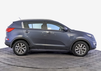 Подержанный автомобиль Kia Sportage 2015 года (4 фото)
