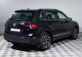 Подержанный автомобиль Volkswagen Tiguan 2018 года (5 фото)