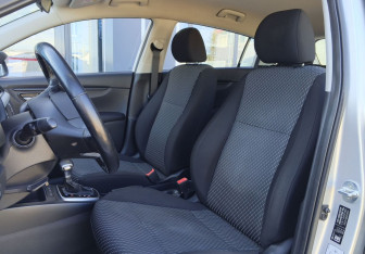 Подержанный автомобиль Kia Rio Hatchback 2018 года (23 фото)