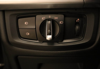 Подержанный автомобиль BMW X5 2016 года (10 фото)