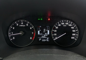 Подержанный автомобиль Hyundai Creta 2017 года (9 фото)