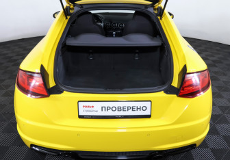 Подержанный автомобиль Audi TT Coupe 2016 года (10 фото)