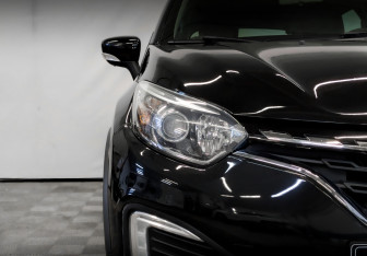 Подержанный автомобиль Renault Kaptur 2021 года (17 фото)