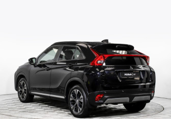 Подержанный автомобиль Mitsubishi Eclipse Cross 2019 года (7 фото)