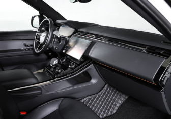 Подержанный автомобиль Land Rover Range Rover Sport 2023 года (10 фото)