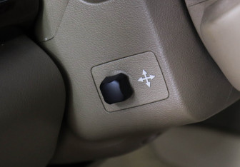 Подержанный автомобиль Honda Legend Sedan 2007 года (17 фото)